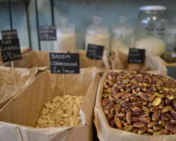 Ndërmarrësi nga Kosova sjell në treg produkte nga frutat arrore 